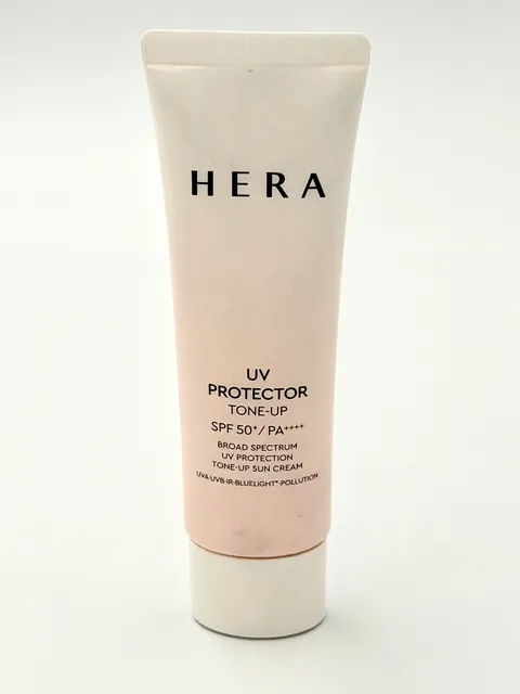 HERA - UV PROTECTOR TONE-UP SPF50+ / PA++++