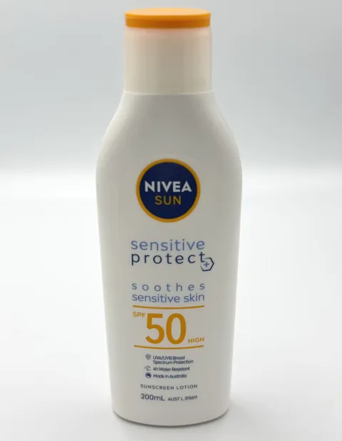 NIVEA SUN- sensitive protect soothes sensitive skin spf 50