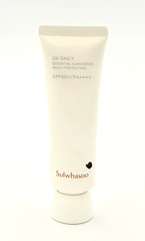 SULWHASOO - UV Daily Essential Sunscreen 
Multi-Protection SPF 50+